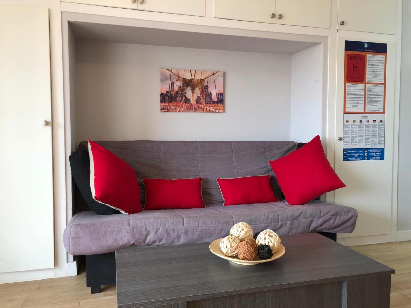 Bermudas-Turis Apartamentos Benidorm Exteriör bild