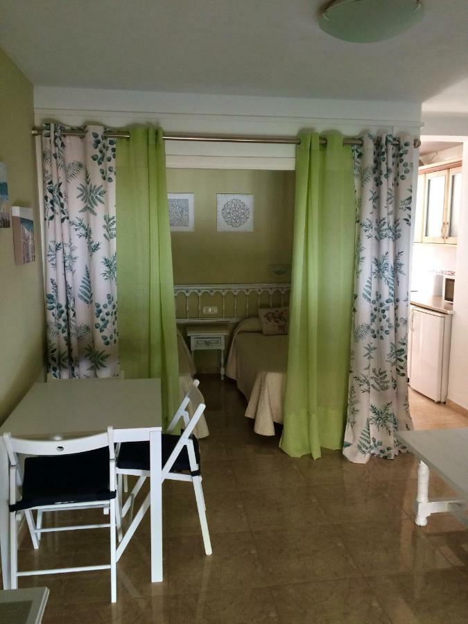 Bermudas-Turis Apartamentos Benidorm Exteriör bild